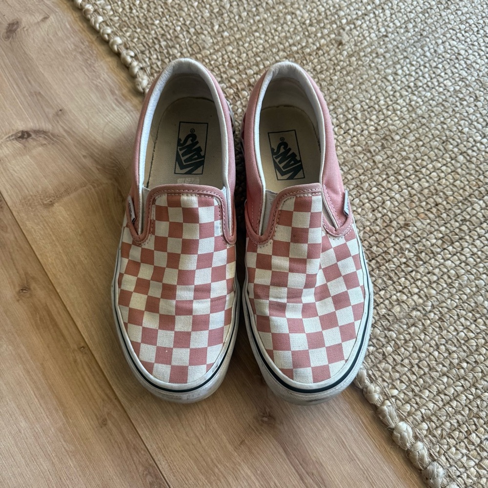 Vans Classic Slip-On in Pink
